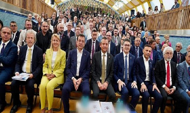 CHP Genel Başkanı Özgür Özel ve İBB Başkanı Ekrem İmamoğlu, ‘Yurt Dışı Örgütlenme İkinci Yüzyıl Vizyonu Çalıştayı’nda konuştu