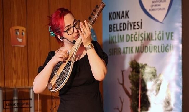 Minik çevreciler geri dönüşüm müzik aletlerinin hikayesini dinledi