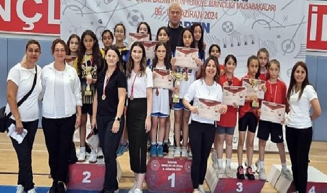 Osmangazili badmintonculardan Türkiye şampiyonluğu