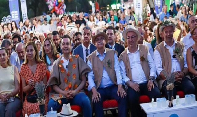 Burhaniye Belediyesi Tarih, Şifa ve Kültür Teması İle Düzenlenen Aromaterapi Festivali Ören’de Başladı